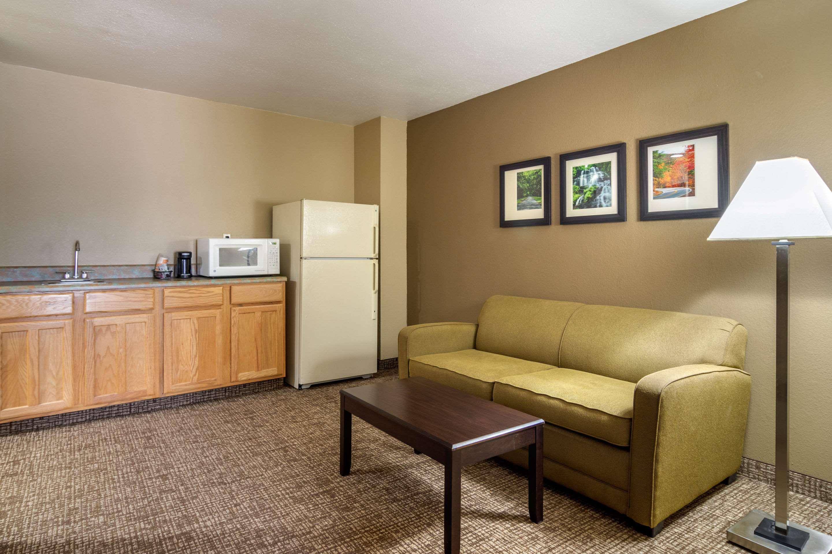 Comfort Inn & Suites Perry National Fairgrounds Area Exterior foto